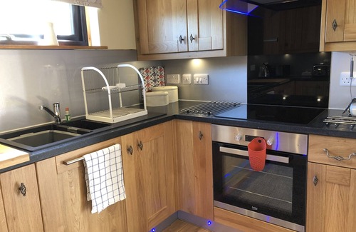 Rashfield Cottage | A Lovely Studio-Lodging for two, by the River in Scotland's first National Park