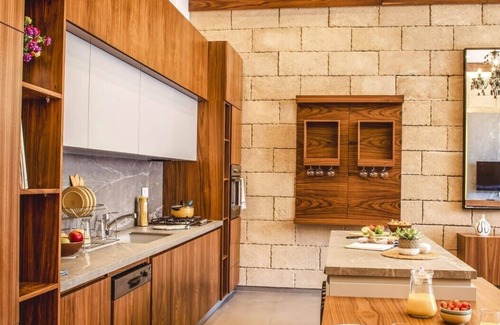Byblos Apartment | A luxurious stay in the heart of Byblos with 24/7 electricity