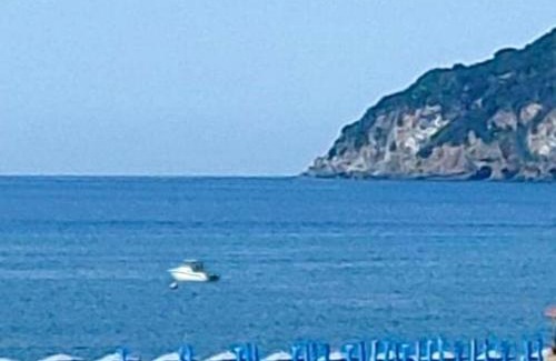 Marinella di Sarzana Apartment | A MARE con vista sul mare a 50 mt