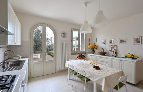 Figline e Incisa Valdarno Villa | A modern villa in the Florentine Chianti with private pool and amazing views.