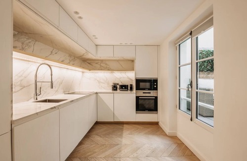 Palais-Royal Apartment | A Modern Plush Home on Rue St Honore-The Very Chic Paris Postcode