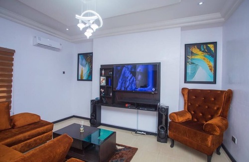 Ibadan Apartment | A nice built 2 bedroom service apartment,in well situated environment