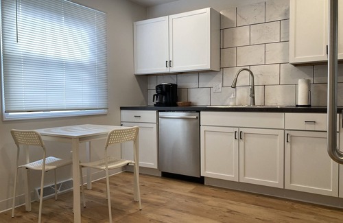 Normal Apartment | A Normal Townhouse 2 Bed 1.5 Bath 1 Mile To ISU