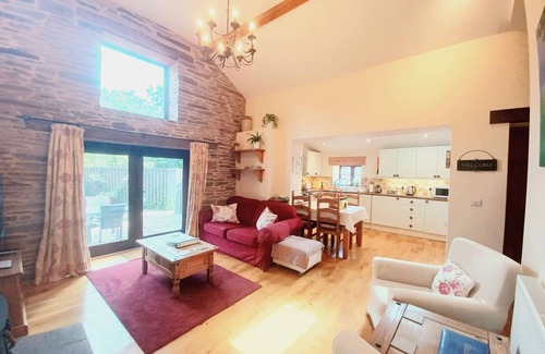 Longtown Cottage | A peaceful escape in rural Herefordshire - perfect for families and friends.