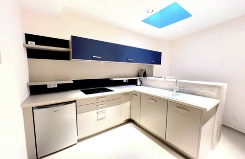 Quartier des Invalides Apartment | A PERFECT PARISIAN RETREAT IN THE HEART OF SAINT-GERMAIN- RUE PAUL LOUIS COURIER