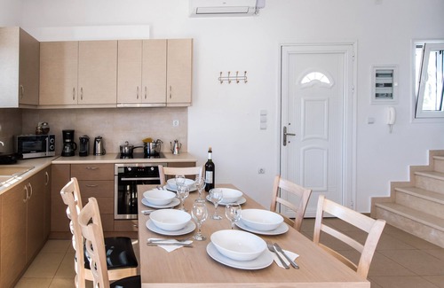 Nidri House | A PERFECT VILLA WITH POOL AND SEA VIEWS IDEAL FOR FAMILIES IN NIDRI, LEFKADA