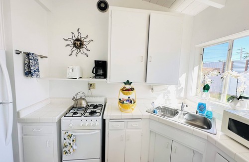 Tahquitz River Estates Hotel | A Place In The Sun - Adults Only