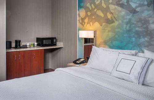 Norcross Hotel | A Place You'll Surely Enjoy! Free Parking, Pets Allowed, Pet-friendly Property