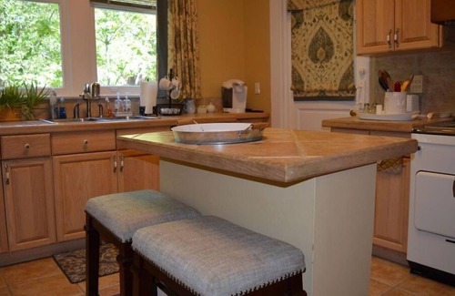 Greater Belhaven House | A Queen Ann style Victorian home in historic Belhaven neighborhood.