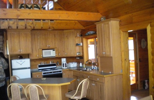 Two Harbors Cabin | A Quiet Getaway Close to Popular North Shore Attractions
