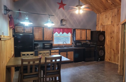 Arcade Cabin | A short walk to a private lake for swimming boating &fishing