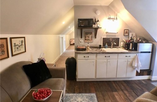 Southmont House | A Simpler Time: Two bedroom apt. above 1906 General Store in Gold Hill NC