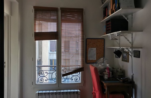Porte-Saint-Martin Apartment | A single room in a fancy 100 sqm flat downtown Paris.n