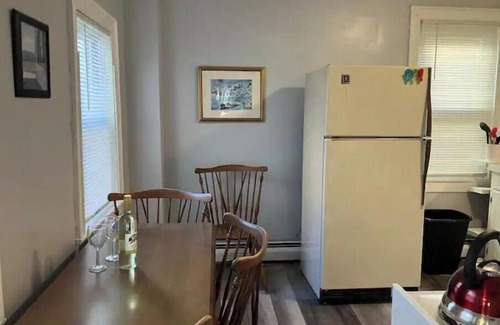 Dover Apartment | A Skip to Portsmouth-UNH-Durham
