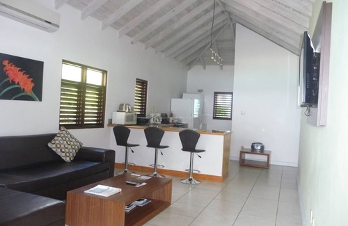 Dickenson Bay Apartment | A small and intimate Apart - Hotel right on the beach
