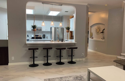 Helotes House | A spacious vacation home for your Family