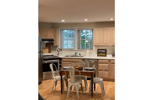 Lewisburg Cottage | A special cottage close to EVERYTHING! July dates available NOW!