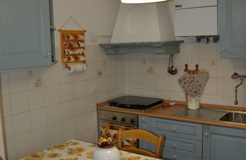 Cavi Apartment | A stone's throw from the sea