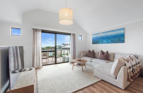 Gnarabup Apartment | A Stones Throw Gnarabup