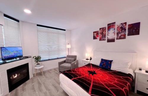 Village North Apartment | A studio in village center 7 mins to ski lift themed Marvel