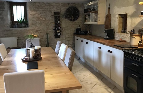 Brioux-sur-Boutonne House | A stunning 17th century manor house