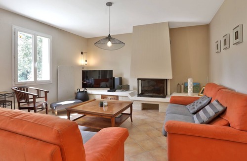 Marsaneix House | A sunny villa in Périgord