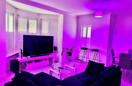 Greenhithe Apartment | A Touch of Comfort