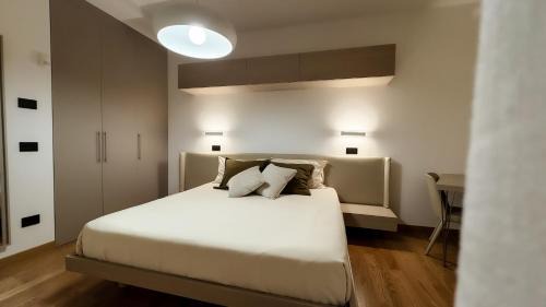 Calvairate Apartment | A Touch of Elegance