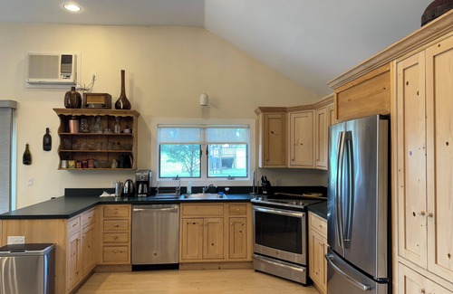 Town of Copake Cottage | A Tranquil Country Home in serene Copake with AC, WiFi