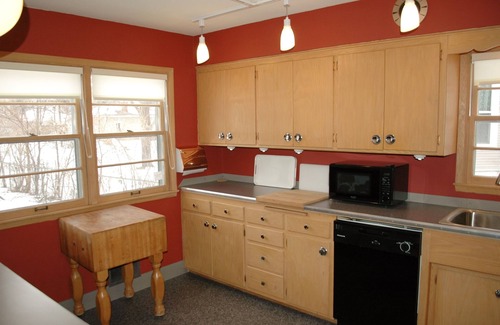Macalester - Groveland House | A True St. Paul Gem - The One-Fifteen Guest House