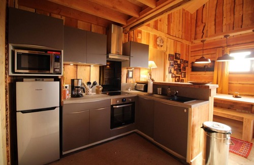 Chateau-Chervix Ski Chalet | A unique site for nature lovers!