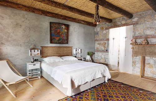 Faralya House | A very special house on the edge of a cliff with breathtaking view of sea