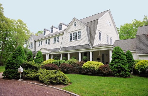 Southold Bed & Breakfast | A Walk in the Woods Bed and Breakfast