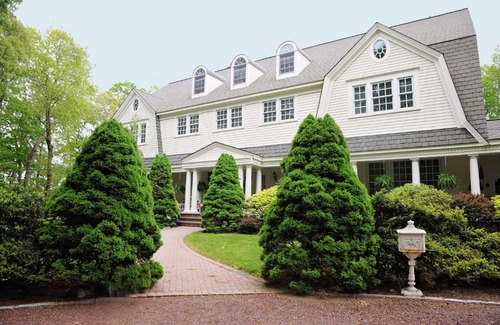 Southold Bed & Breakfast | A Walk in the Woods Bed and Breakfast