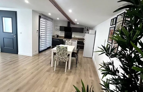 Mirepoix Apartment | A warm cocoon in the heart of Mirepoix