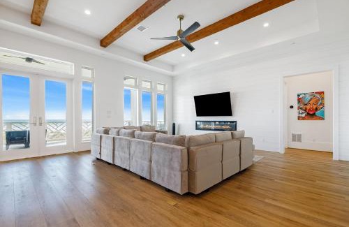 Galveston House | A Wave From it All