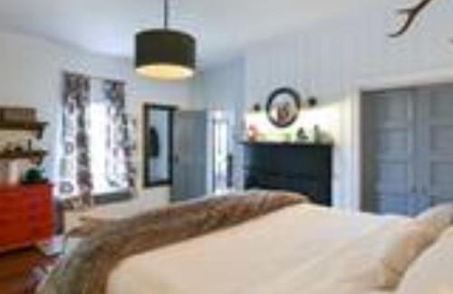 Berryville House | A Whimsical Farmhouse Retreat- Suite 3