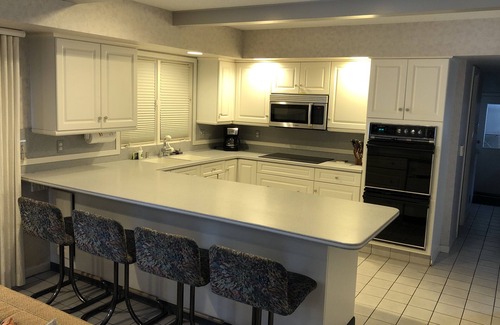 Macatawa House | A Wooded, Creekside Home In Macatawa Makes It Easy To Relax & Enjoy A Vacation!