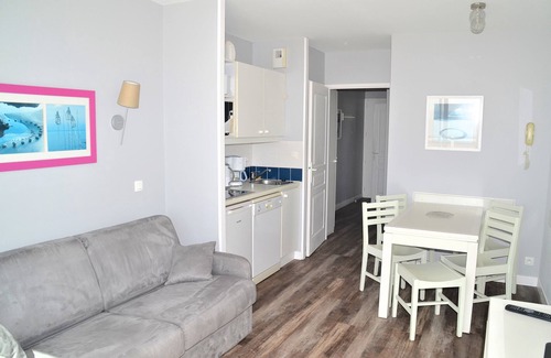 Chateau-d'Olonne Apartment | -A108 apartment-