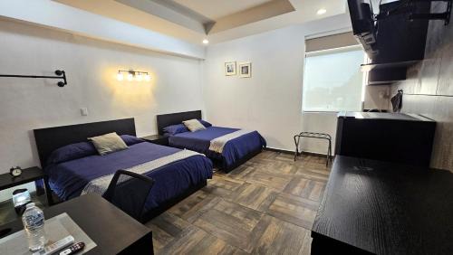 Cuautitlan Izcalli Apartment | A29 EXECUTIVE SUITE at IZCALLI - TEPOTZOTLAN Families, Tourists & Travelers Choice Students Companies Executives WELCOME! 5min Izcalli-15min Esmeralda-20min Sátelite-25min AIFA