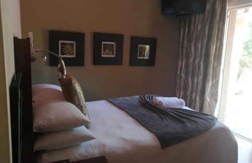 Vanderbijlpark House | Aalwyns Guesthouse
