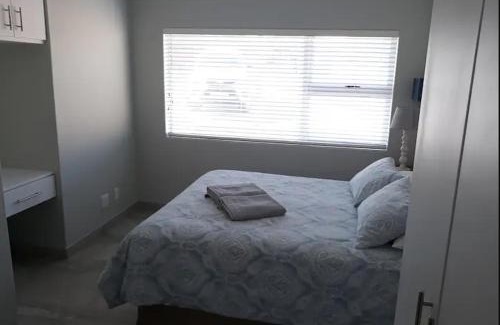 Still Bay Apartment | Aandblom 5