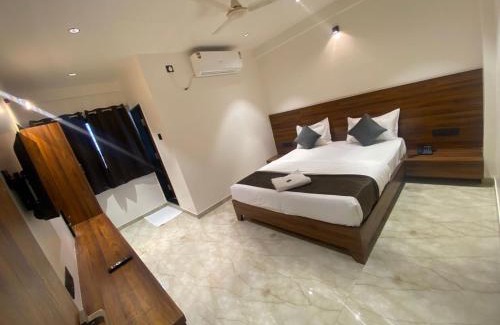 Rajgurunagar Hotel | Aatithya Residency
