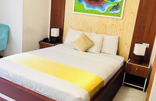Nifas Silk-Lafto House | Abat Guest House