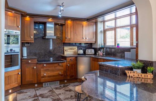 Ormskirk Apartment | Abbey Farm House Ormskirk