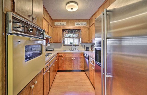 Pine Bluff House | Abbie's Place Pine Bluff, Near Saracen Casino and Downtown Pine Bluff.