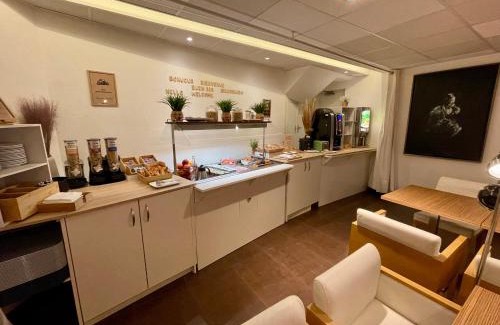 Brive-la-Gaillarde Hotel | Abelha Hôtel Le France