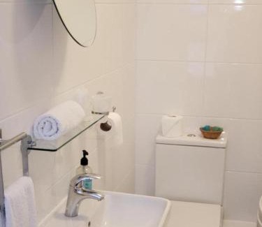 Clifton Hampden Bed & Breakfast | AbingPlough House