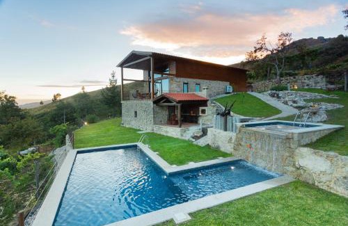 Pico Ski Chalet | Abraços dos Avós - Casas do Monte