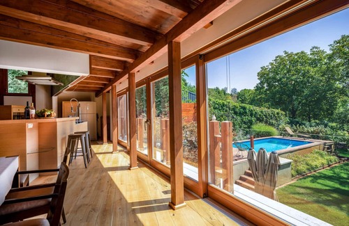 Abrahamhegy Villa | ÁbraHome: Elegant lake hideaway